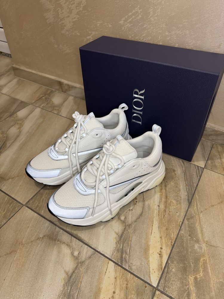 Обувки - Dior b22