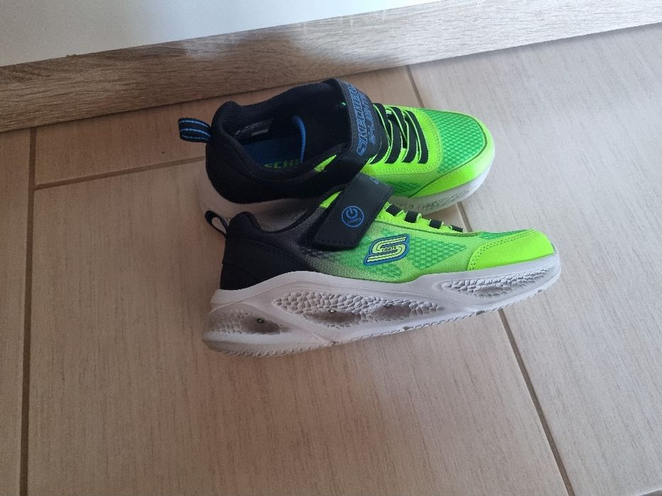 Adidasi baieti cu led