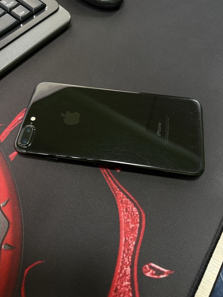 iPhone 7 + 128GB (JET BLACK)