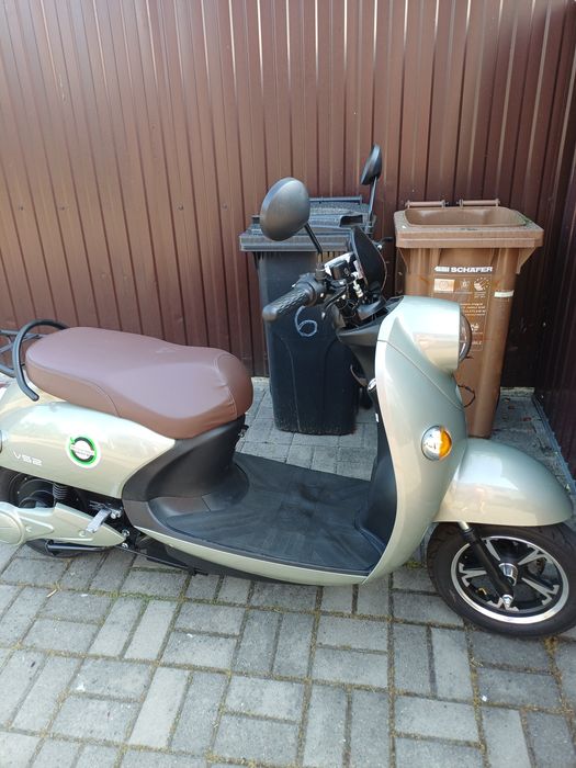 Vând scuter nou(135 km)Volta Vs2, 2000 w, fără permis . Autonomie 60 k