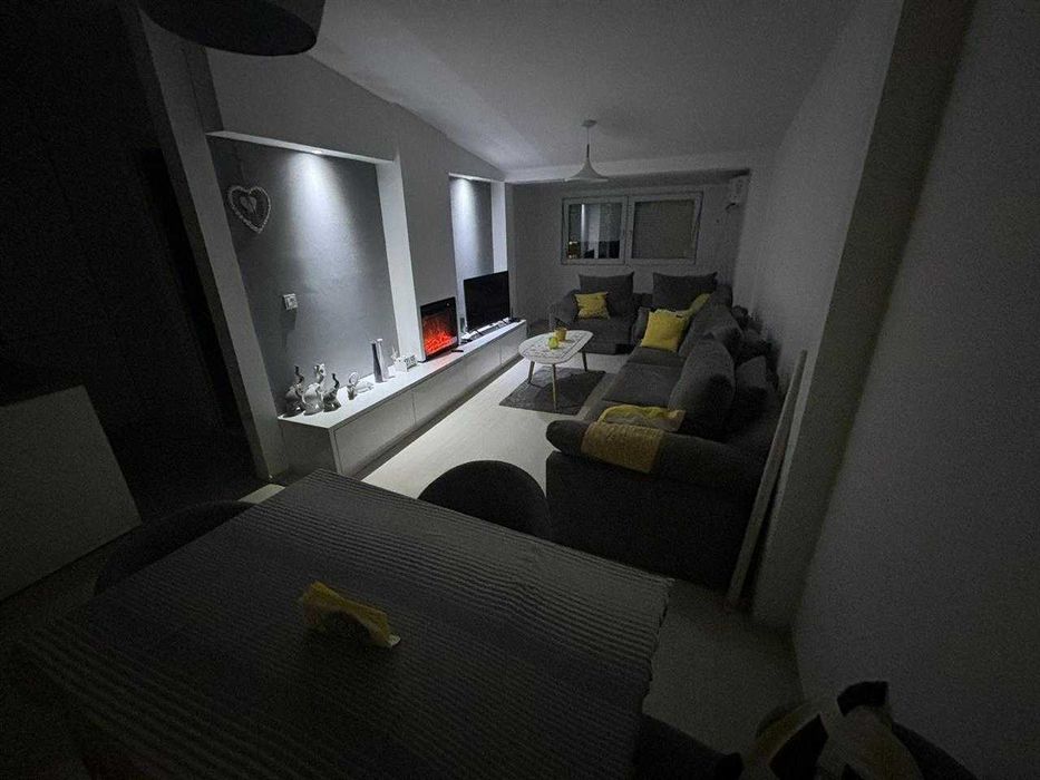 Дава се под наем Двустаен апартамент в Пловдив, Мараша - 61 кв.м за 336.6 € - Снимка #1