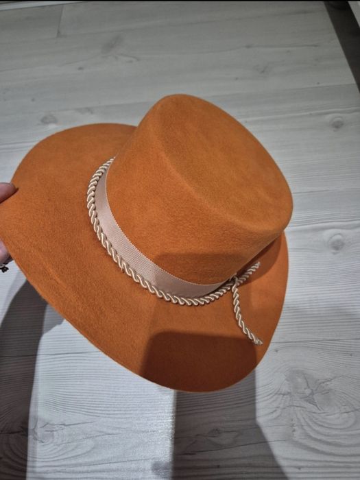 Palarie fetru marime 54