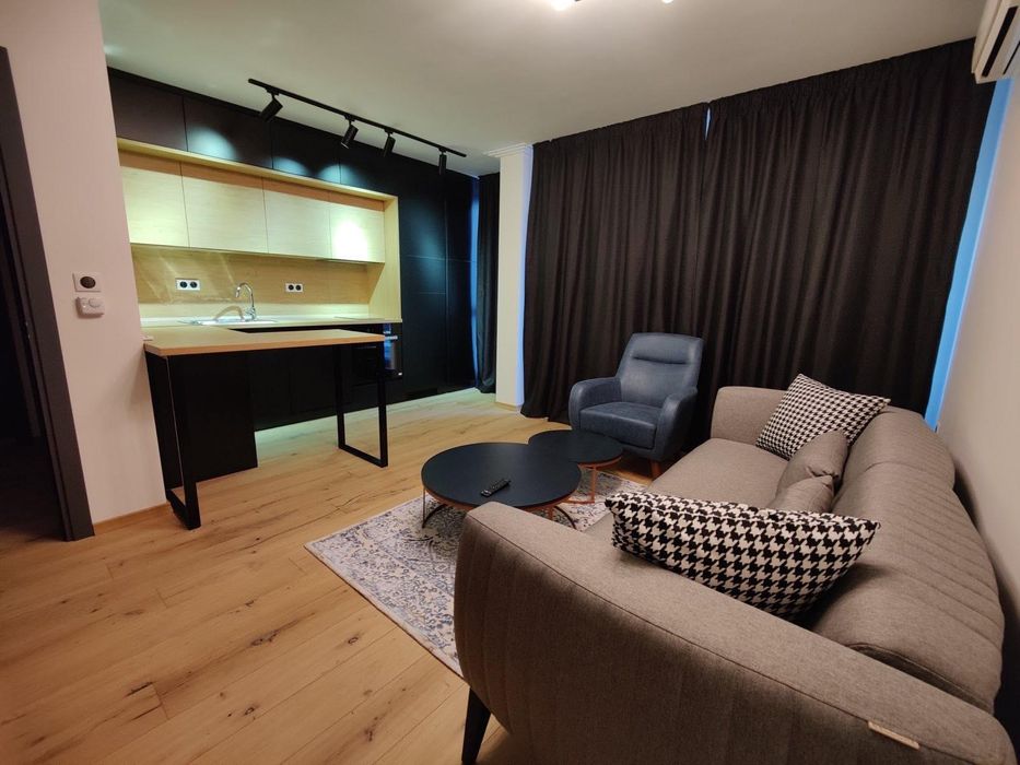 Дава се под наем Тристаен апартамент в Пловдив, Кършияка - 80 кв.м за 725 € - Снимка #3