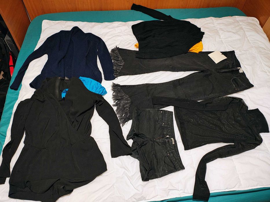 Lot haine negre negru S XS blugi pluovor bluza