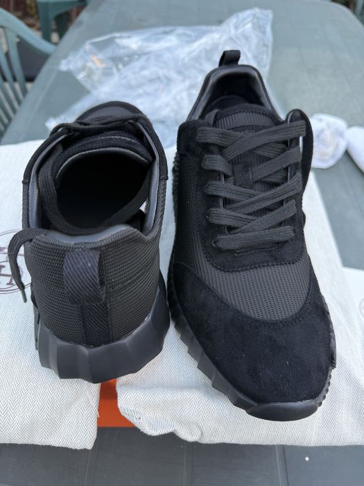 Adidasi Hermes barbati