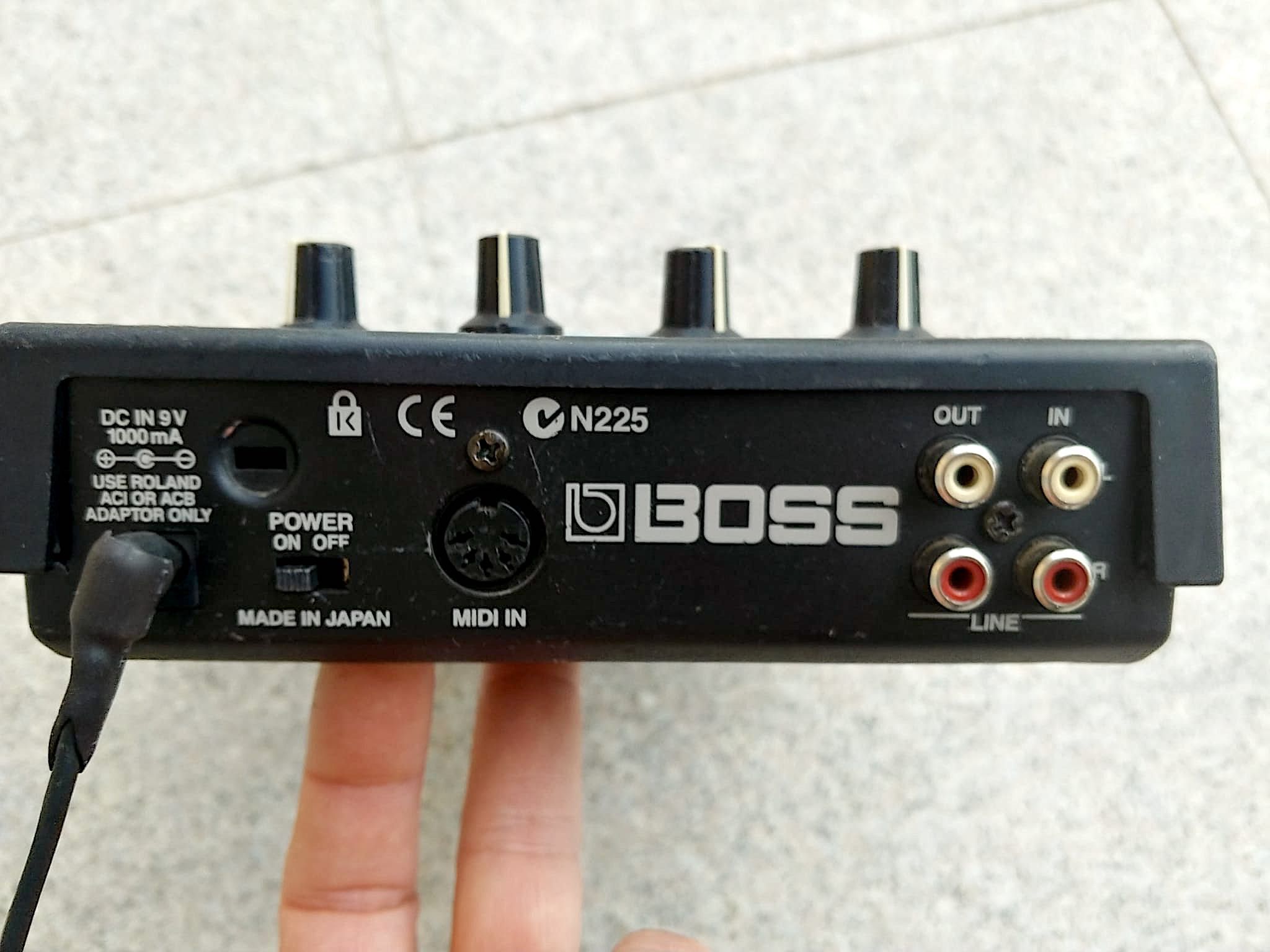 BOSS Dr.Sample SP-303 Roland Moog Yamaha Akay