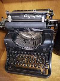 Антикварна немска пишеща машина Olympia mod 8