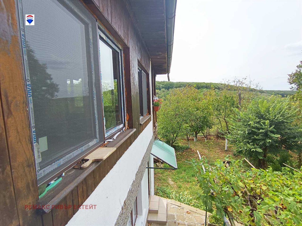Продава се Къща в с. Брестовица, Област Русе - 80 кв.м за 394 €/кв.м - Снимка #11