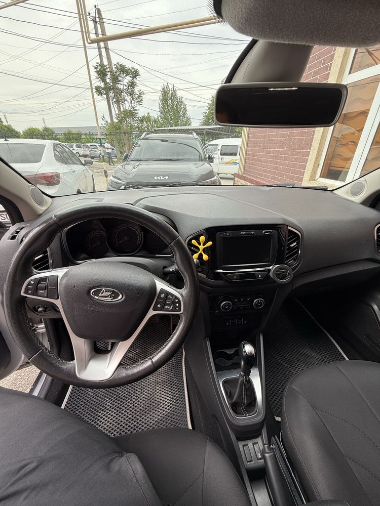 Lada xray cross sotiladi