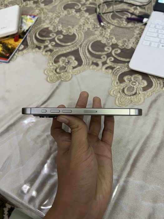 Iphone 15 pro titanum