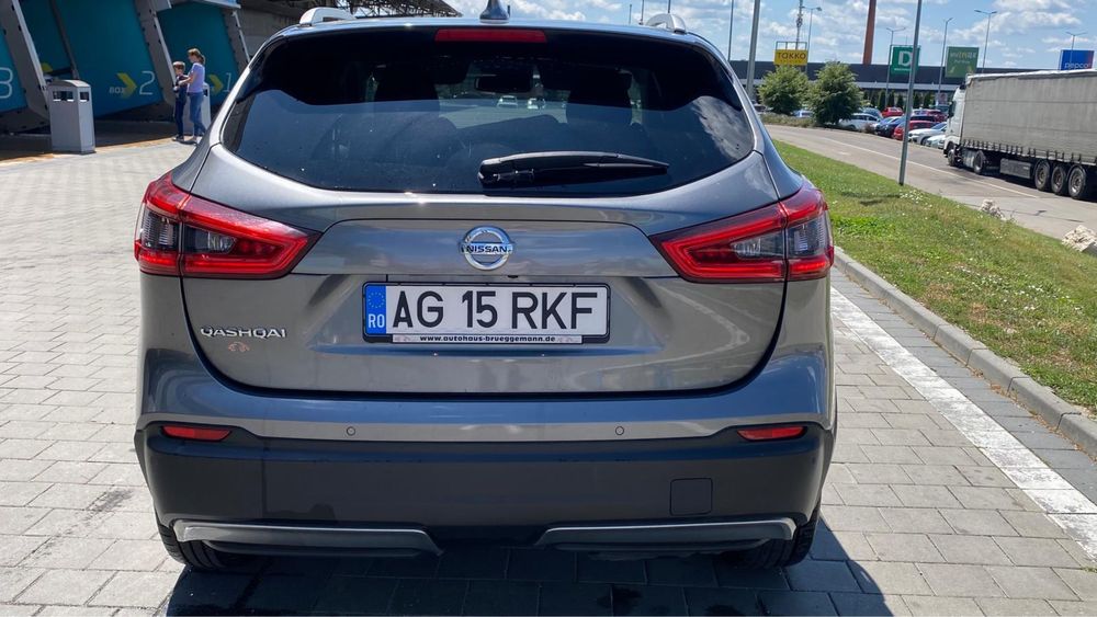 Nissan Qashqai model N-CONECTA AN 2019 uinic proprietar 87000 km