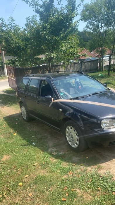 Vând golf 4 an 2001