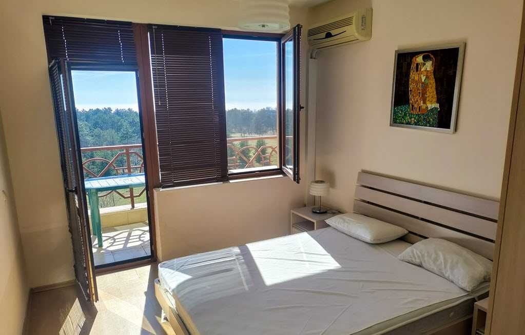 Тристаен пентхаус апартамент в Lighthouse Golf and Spa Resort