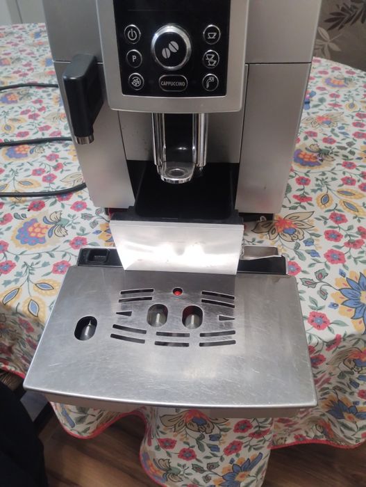 Кафе машина delonghi