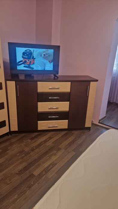 Vând dormitor comple sau pe bucăți
