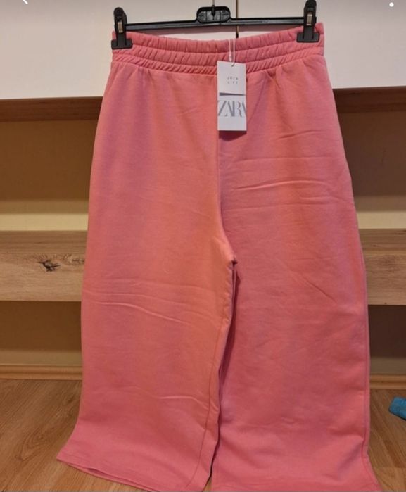 Pantaloni trening zara