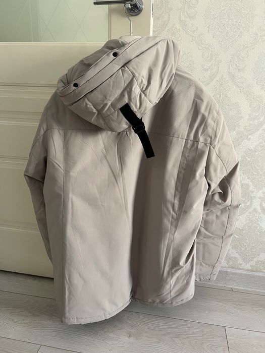 Продаю новую зимнюю куртку