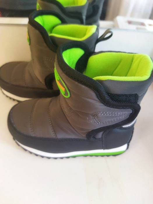 Дутыши детские продам