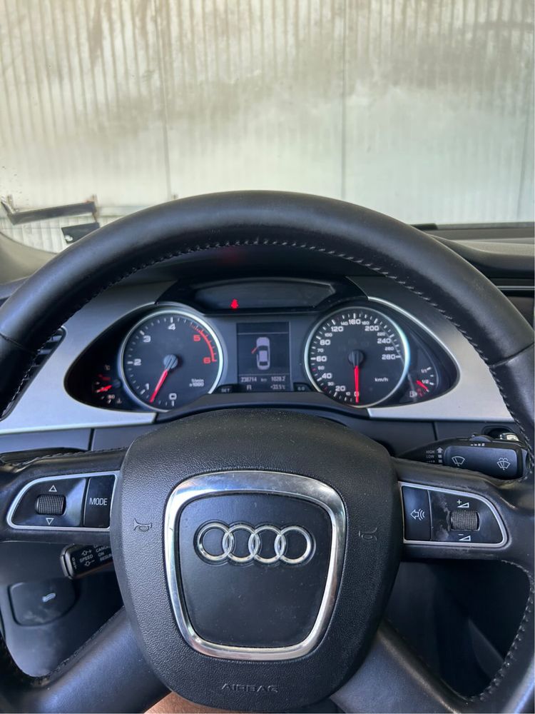 Audi a4 2008 год
