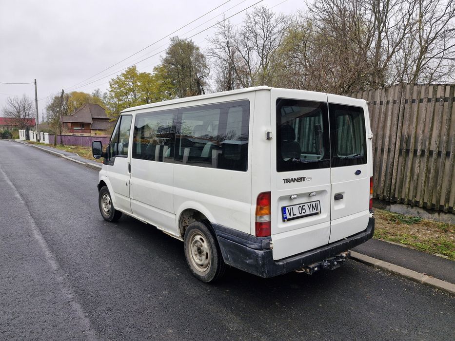 Ford Transit 8+1