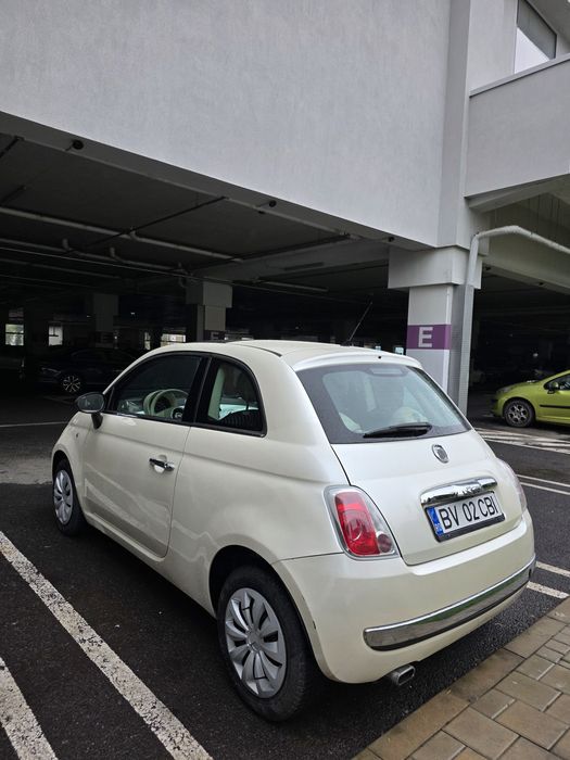 Vând Fiat 500 2008