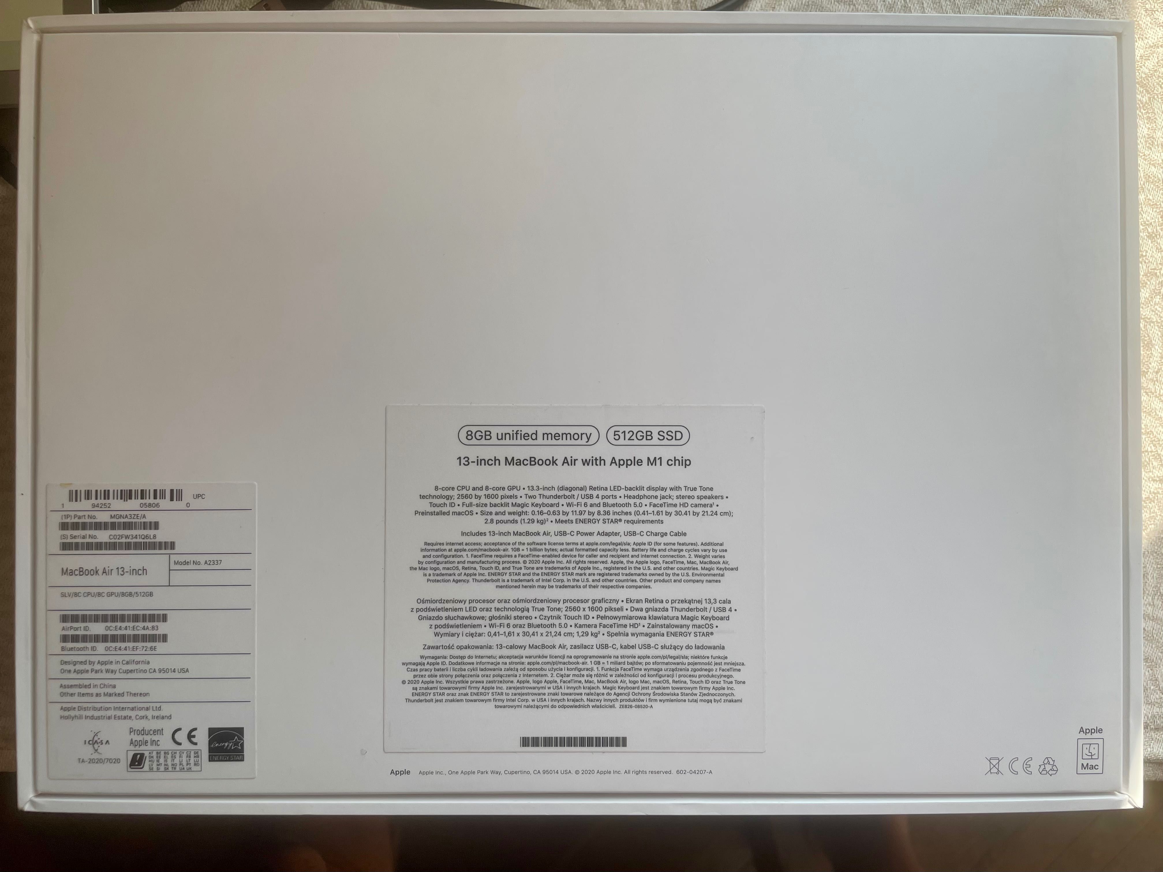 MacBook Air 13-inch with Apple M1 chip