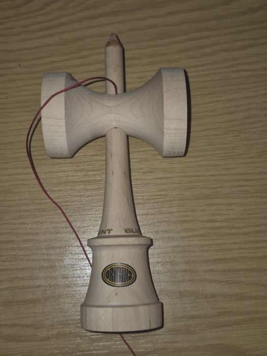 Kendama daoriginz × prism alba iulia grip raptor clear