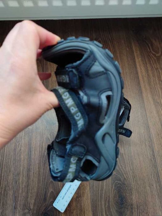 Sandale Primigi, marimea 32, piele naturala