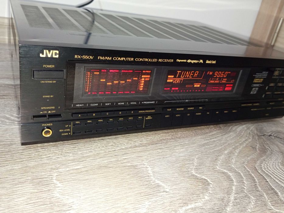 Колекционерски ресивър JVC RX-550V