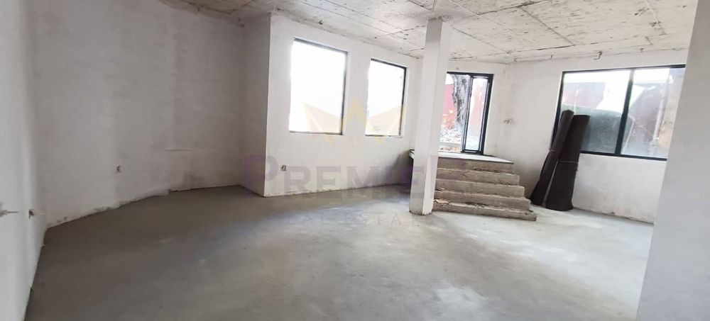 Продава се Магазин в Варна, Център - 77 кв.м за 1559 €/кв.м - Снимка #6
