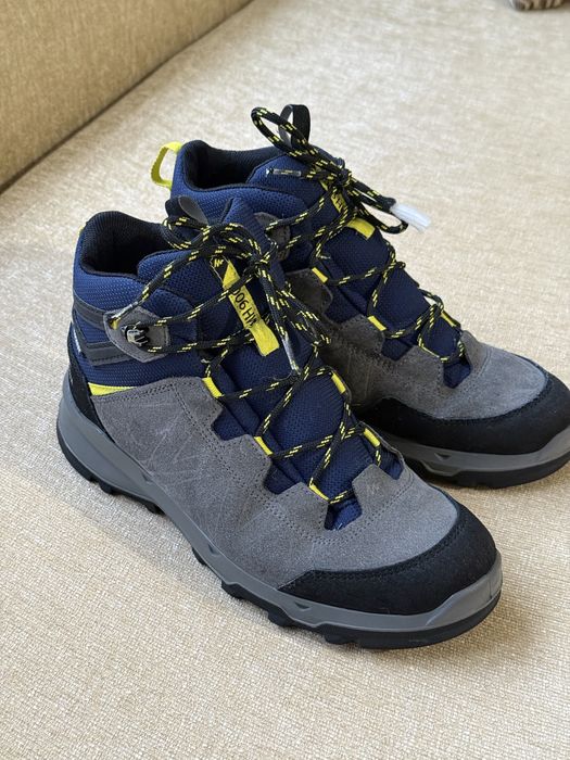 Туристически Боти Декатлон непромукаеми