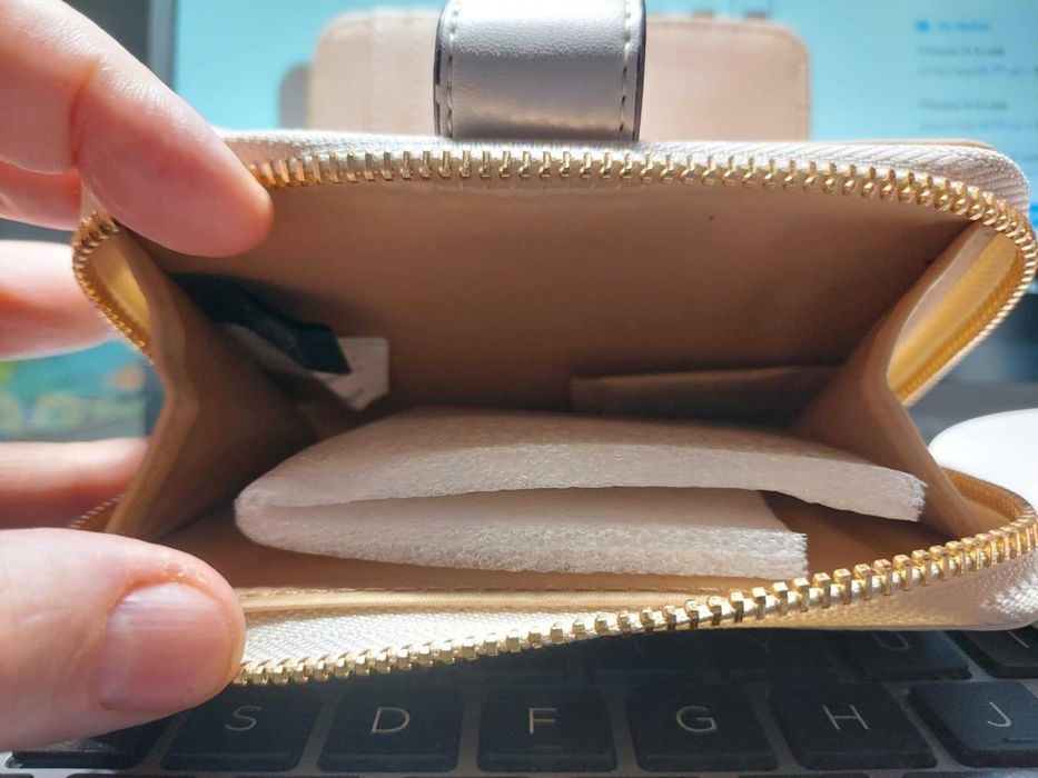 Guess, Portofel de piele ecologica cu fermoar Los Angeles