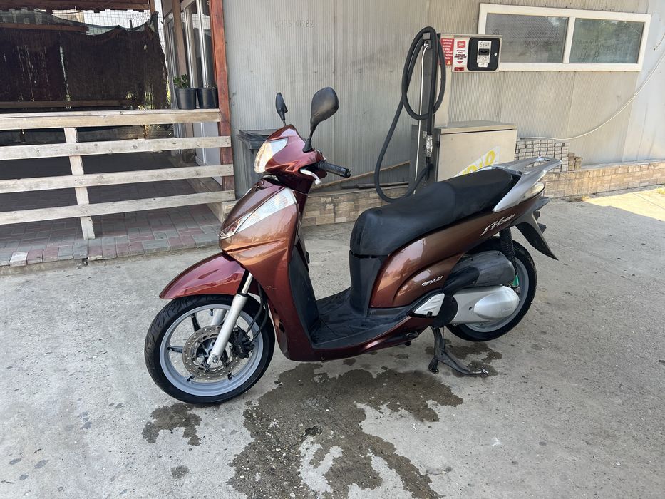 Honda sh300i 2010
