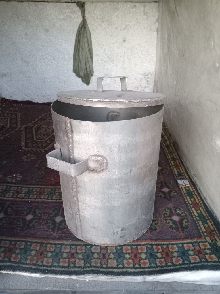 Продаётся Ёмкость. 500 литров.