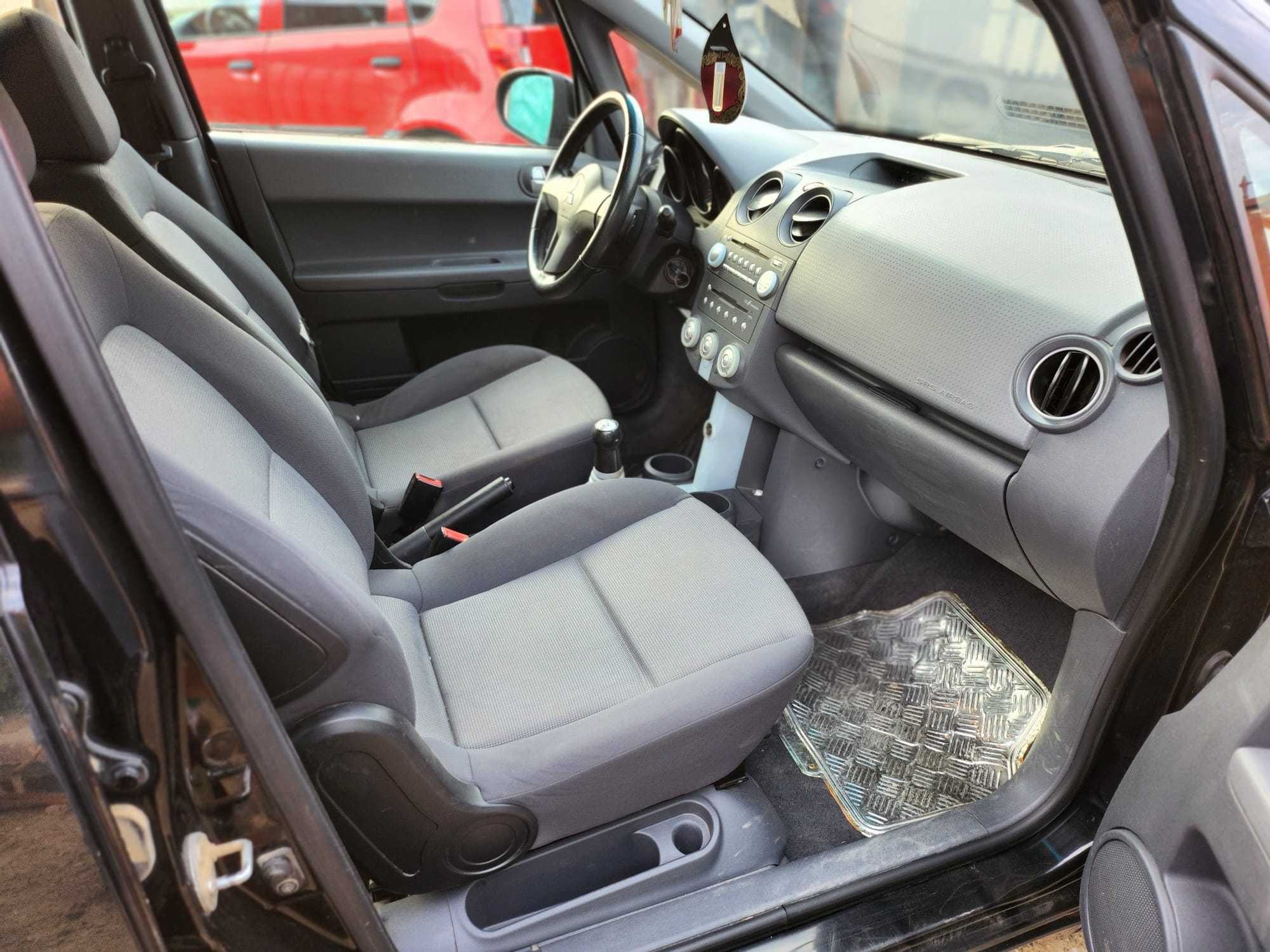 Mitsubishi Colt automat 2006