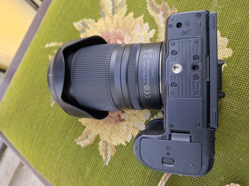 Nikon z5 + nikkor 24-200