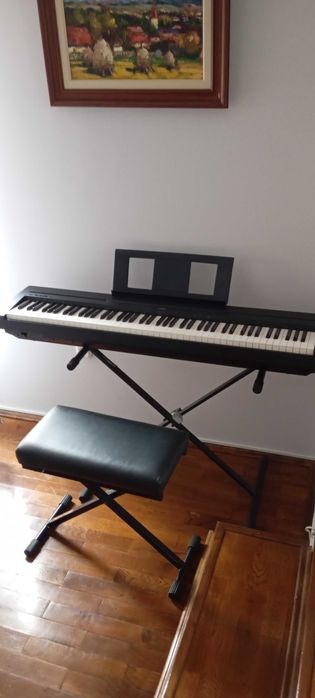 Pian digital Yamaha P-45 P45B ca nou cu stativ si scaun