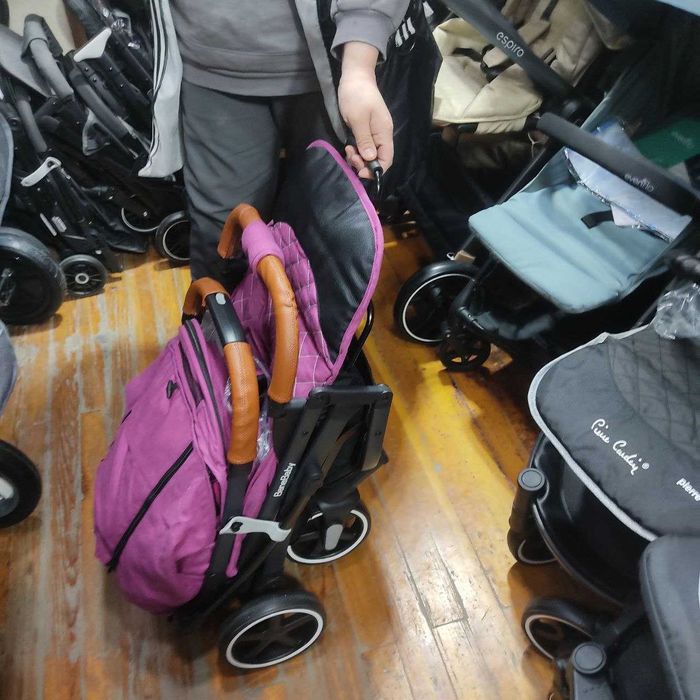 продается Коляска прогулочная  детская