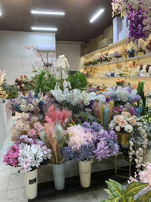 Искусственные цветы оптом