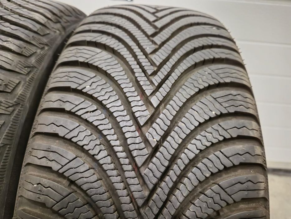 4 anvelope iarna Michelin 215 55 17 ca și noi / DOT 2024