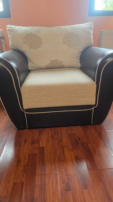 Vand canapea extensibila + doua fotolii