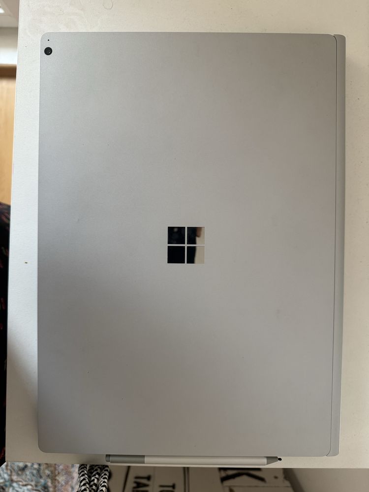 Laptop Microsoft Surface Book 2