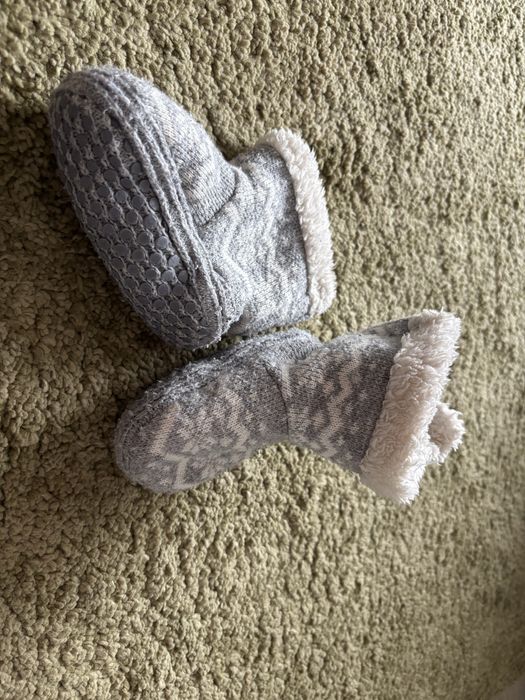 Топли пантофки и ръкавички