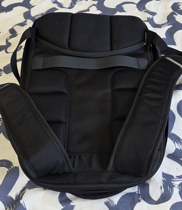 Ghiozdan laptop Daikin