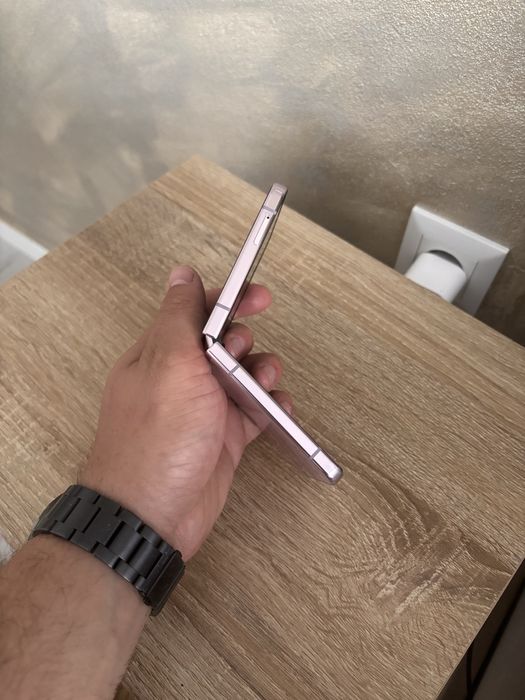 Samsung Galaxy Z Flip 5