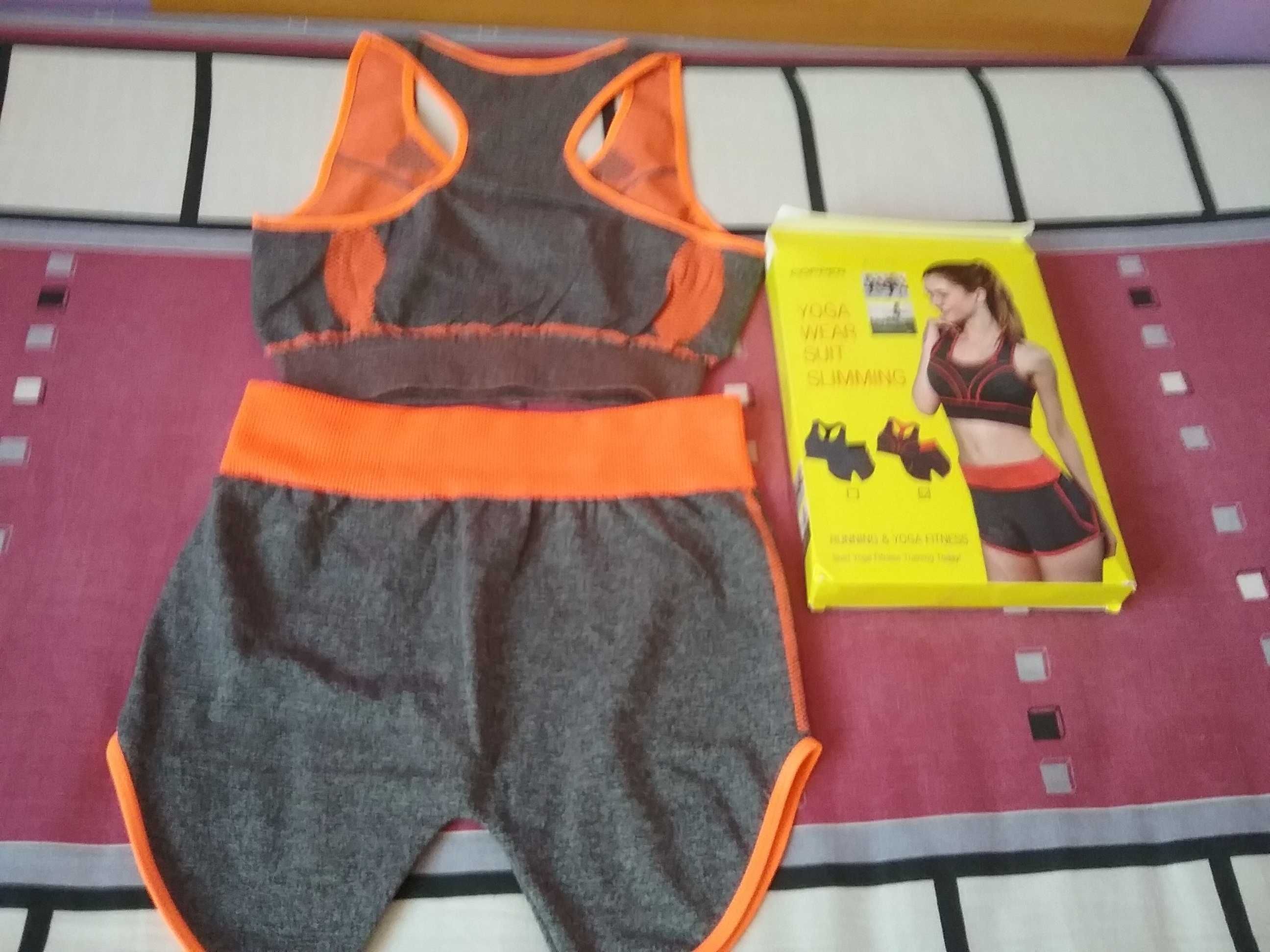 Vând Set Bustiera si Pantaloni Scurti Fitness Nou Marime Universală