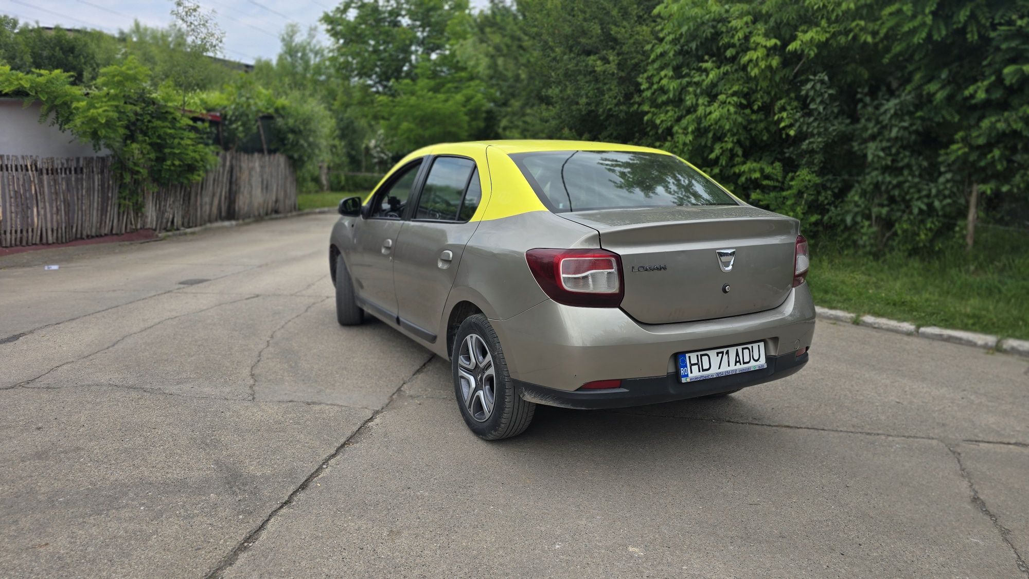 Vând Dacia Logan 2015 GPL