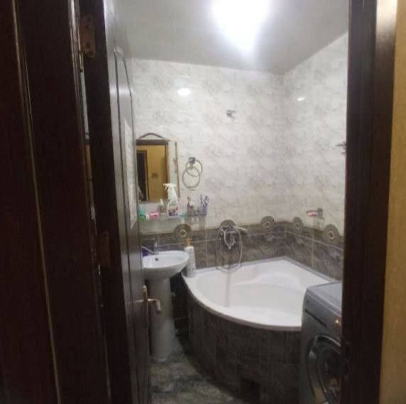 .Улучшенная планировка 2комнатная 63м2 балкон 2х6метр Кушбеги 59.000$.