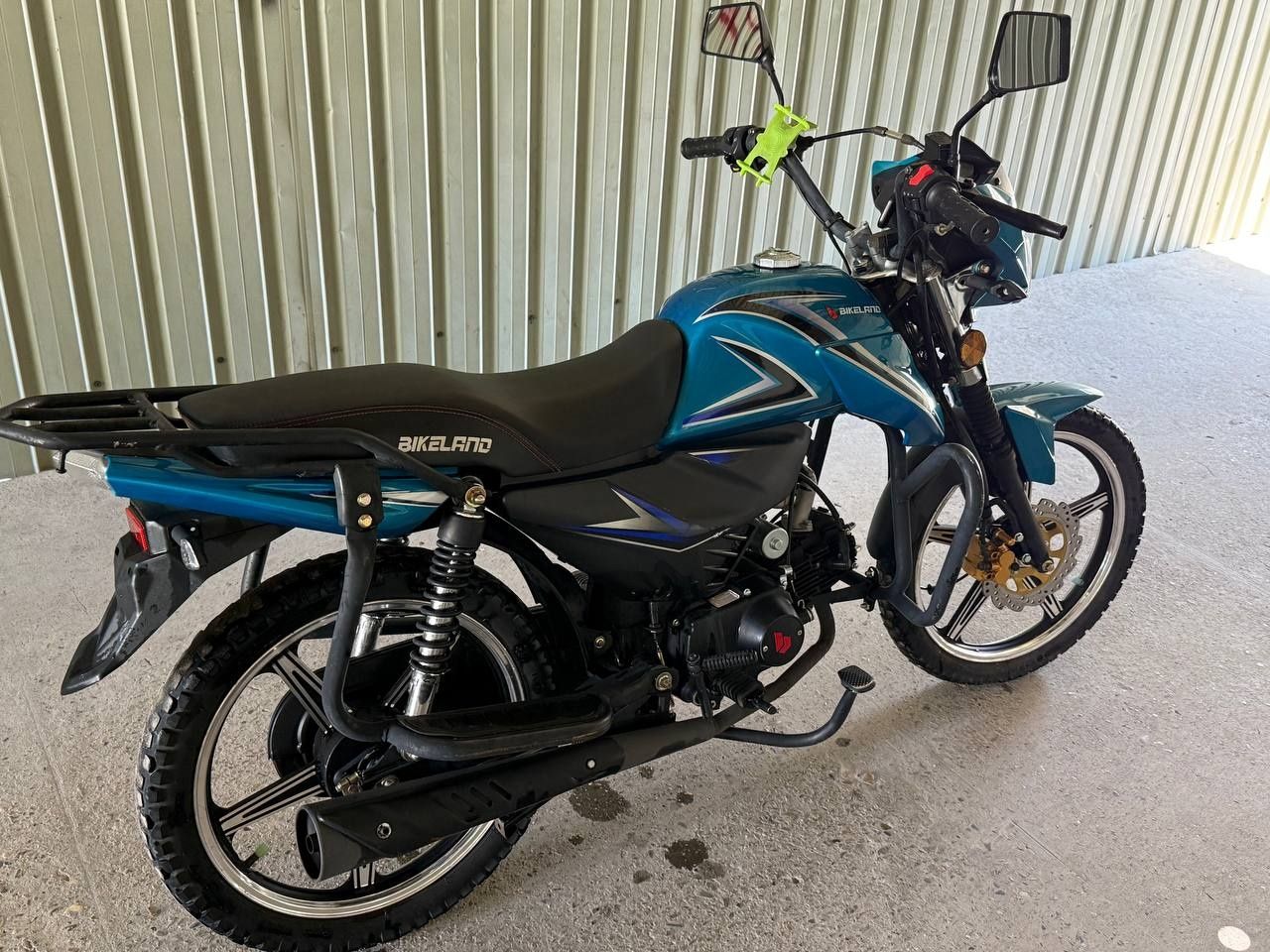 Moto moped alfa lyuks