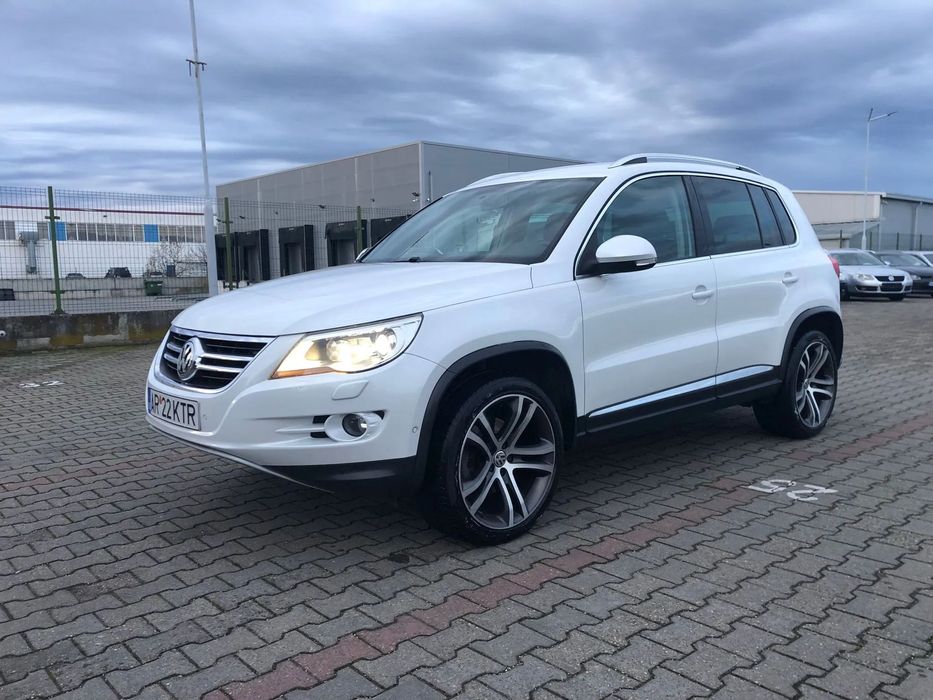 Volkswagen Tiguan Individual 2.0 TDI DSG 4Motion - Xenon * Camera * DynAudio